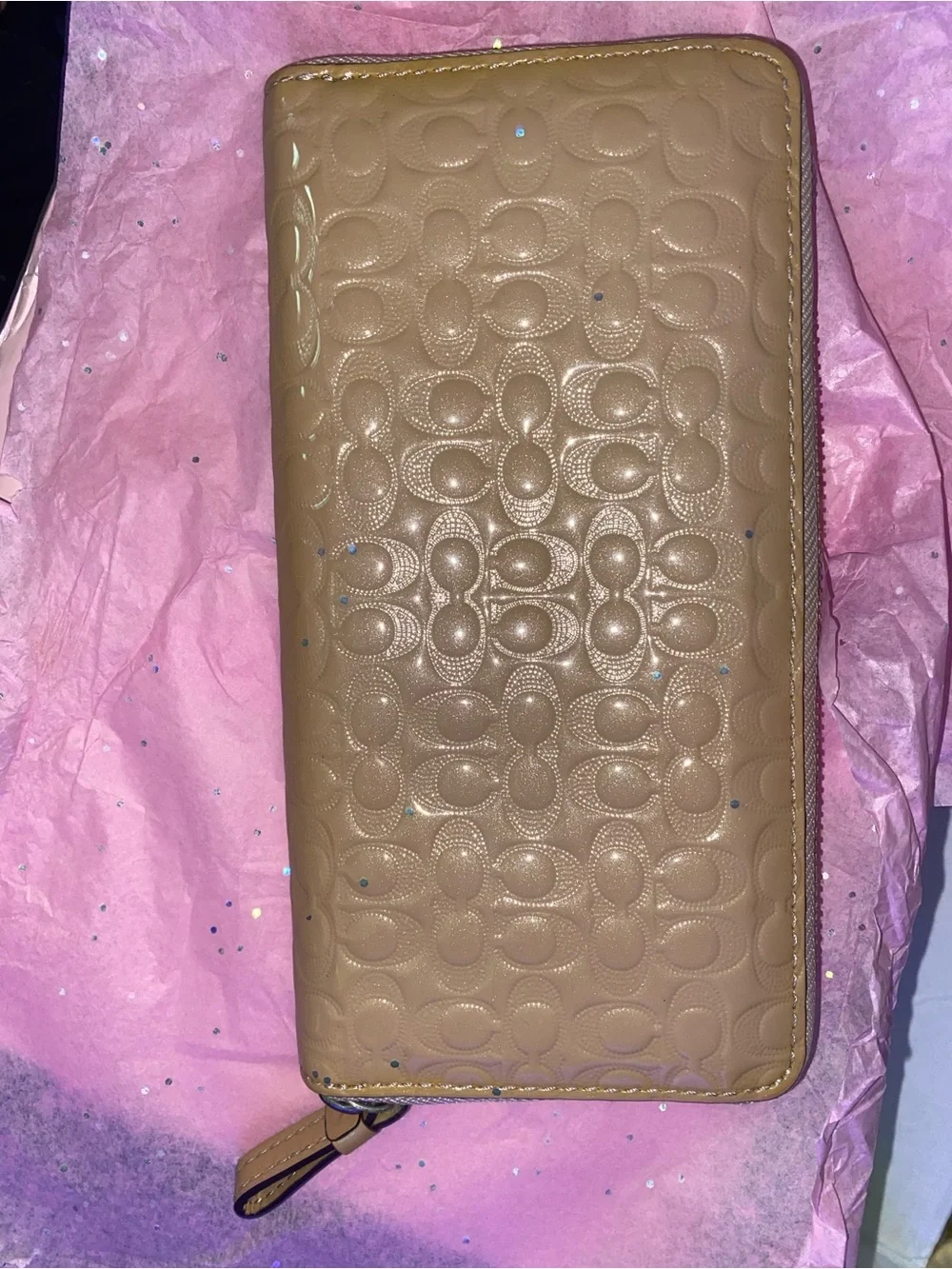 Coach Pebbled Signature Heart Wristlet in Beige